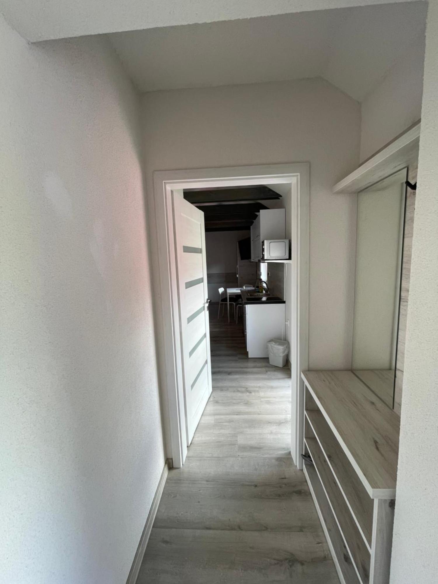 Apartmanovy Dom Stela Besenova Bagian luar foto