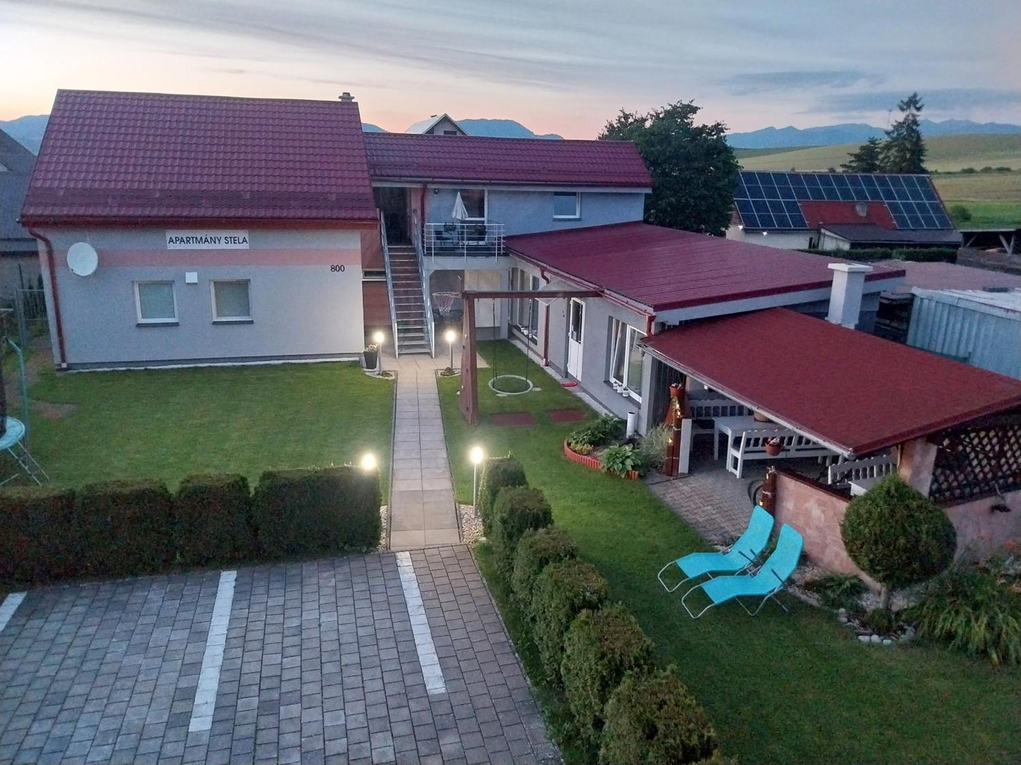 Apartmanovy Dom Stela Besenova Bagian luar foto