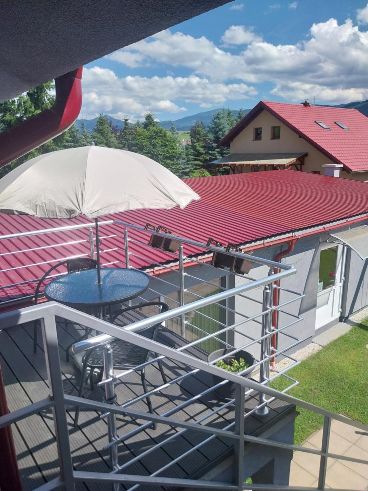 Apartmanovy Dom Stela Besenova Bagian luar foto